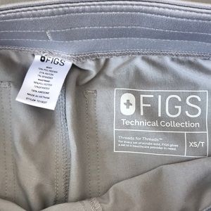 FIGS XS Tall cement scrub pants. NWOT